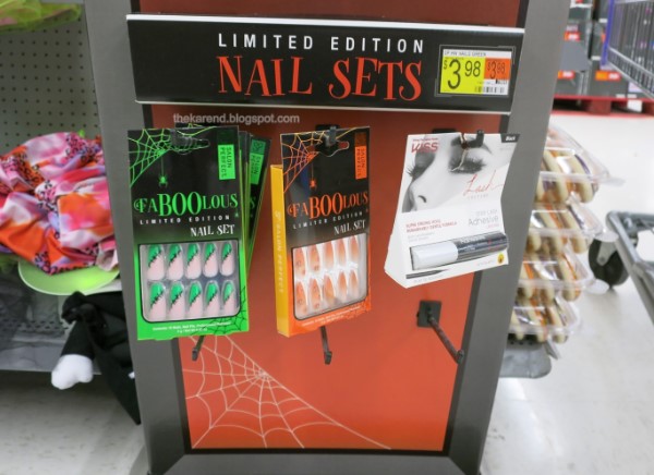 Salon Perfect FaBOOlous fake nail sets on display